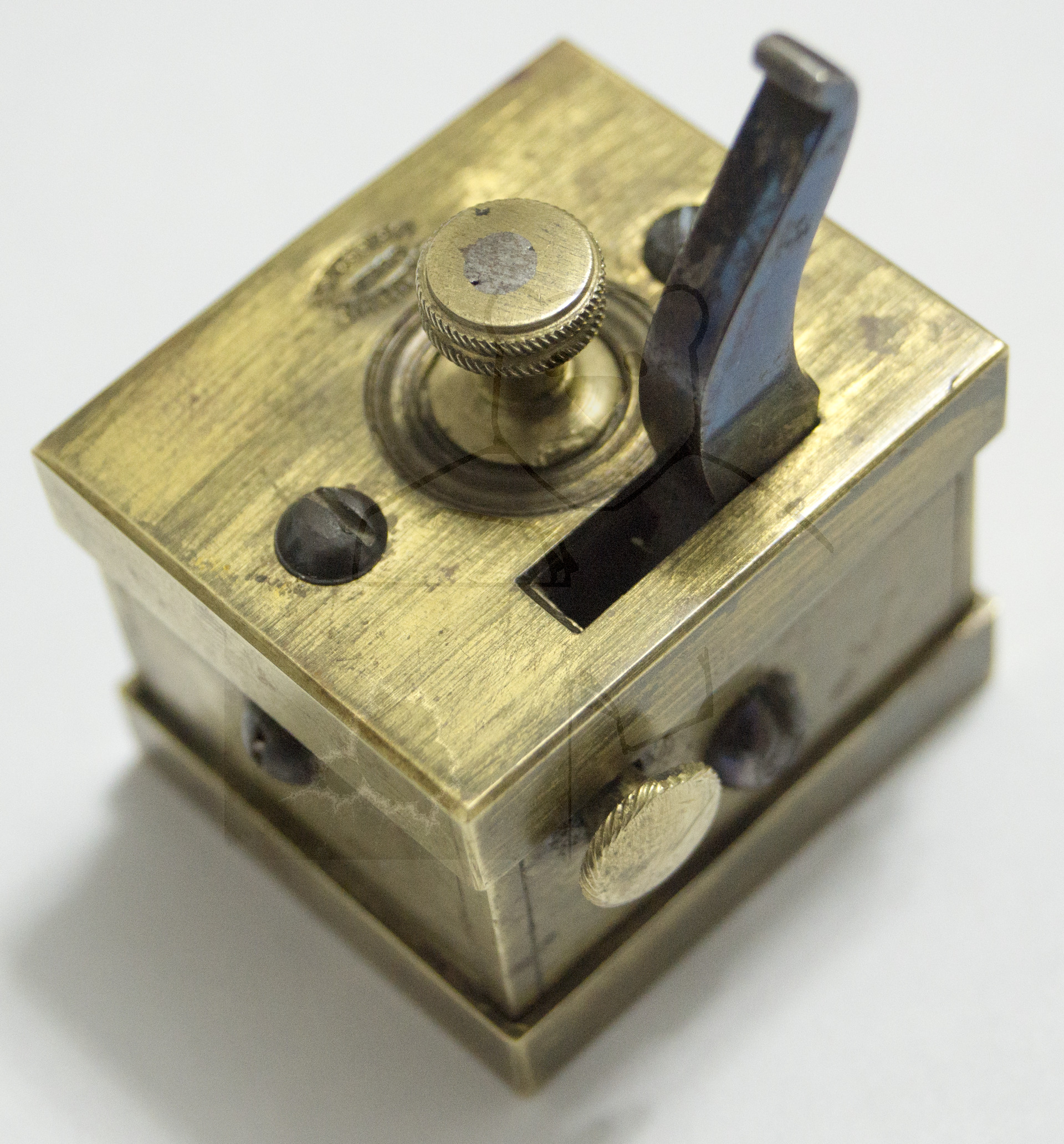 Schröpfschnepper, ca. 1870, Ansicht Spannhebel und Auslöser